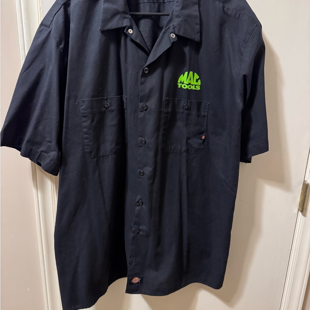 MAC TOOLS Dickies Black Casual Button Down Shirt with Green Logo 2XL